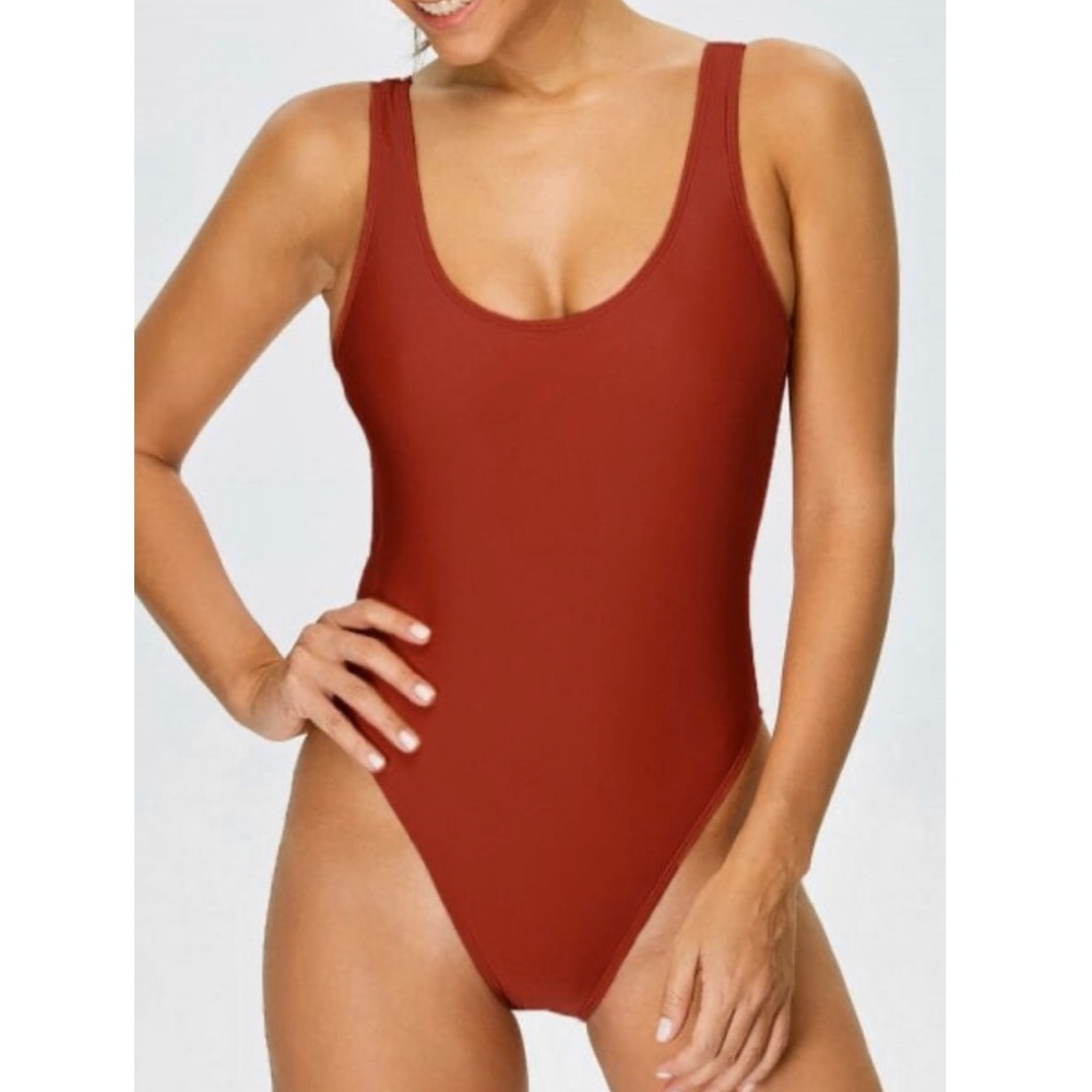 🆕 Red Open Back High Cut One Piece Bathing Suit